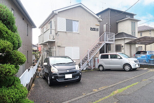 一棟売りアパート　神奈川県中郡二宮町山西　４，３２０万