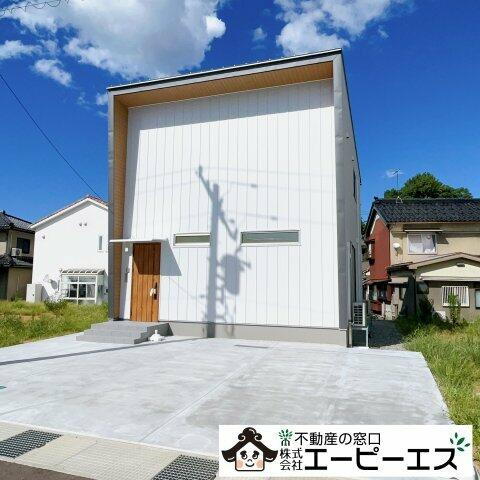 富山県富山市婦中町笹倉 2880万円 4LDK