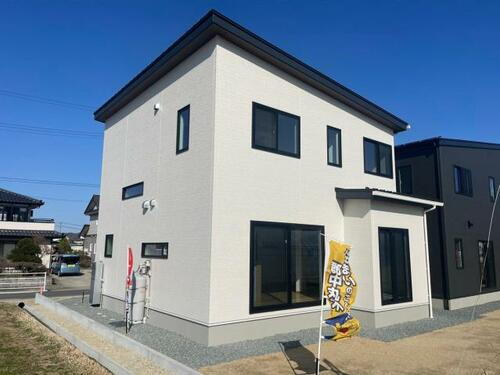 福島県本宮市本宮字鍋田 2980万円 4SLDK