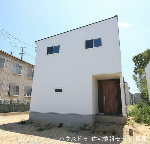 奈良県橿原市西池尻町 2898万円 4LDK