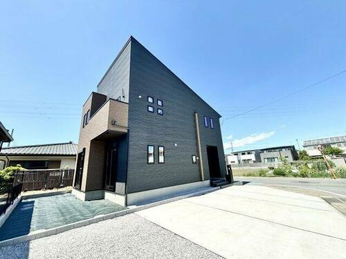 群馬県高崎市東貝沢町２丁目 3880万円 4LDK