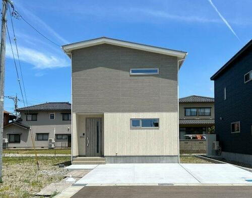 石川県能美市道林町 2330万円 3LDK