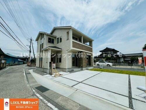 山梨県中巨摩郡昭和町上河東 3590万円 4LDK