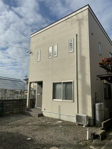 石川県金沢市西金沢２丁目 2180万円