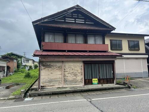 福島県耶麻郡西会津町野沢字原町 200万円