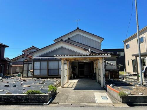 富山県滑川市中川原 650万円 4LDK