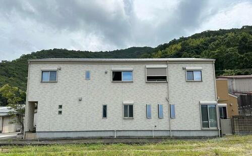 愛媛県西予市三瓶町有網代 2000万円