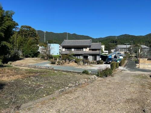 愛知県豊川市長沢町向屋敷 2980万円 8LDK