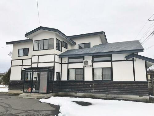 青森県南津軽郡田舎館村大字堂野前字西田 1800万円 5SLDK