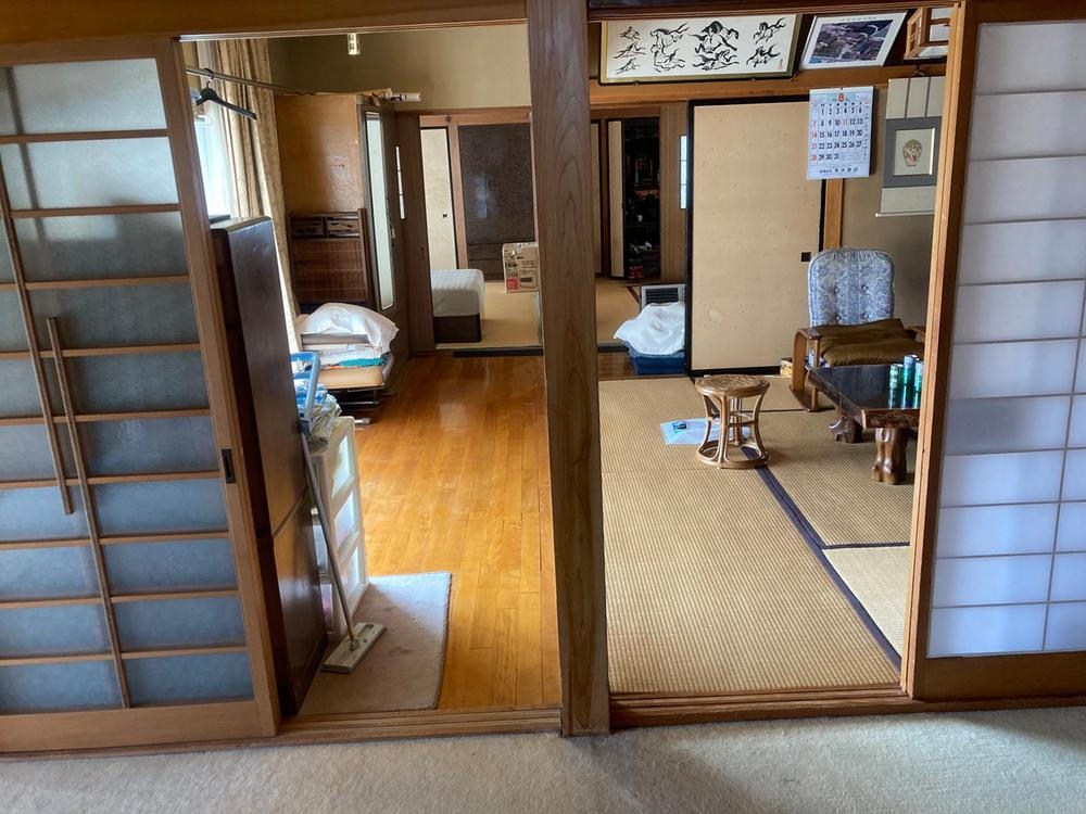 detached 西里字白山堂