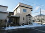 大字筒井字八ツ橋（筒井駅）　１１００万円 角地にある4LDK住宅。観光通りや国道7号線へのアクセス良好。