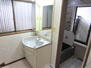 緑ケ丘２　８８０万円 洗面脱衣室を撮影。