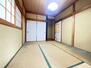 細谷町（細谷駅）　９８０万円 玄関隣の和室です。押入、床の間があります。