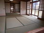川尻町２　８８０万円 ８畳と６畳の和室続間、１階の和室３部屋にはすべて広縁が付いています！