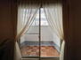鳥坂　４１００万円 2階主寝室からのバルコニーは、ハイウォールに囲まれて外からの視線を遮ります。