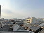 大阪府大阪市平野区平野上町２丁目 【住戸からの眺望写真】<BR>屋上バルコニーからの眺望です。周辺は高さがある建物が少なく、開放感を感じられます。天気が良い日はあべのハルカスを望むことができます。