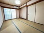 美熊台１　１０８０万円 【和室】<BR>広さ約6.0帖。南西側に押入が備わっています。
