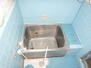 菅野台　３８０万円 【浴室】<BR>ブルーのタイルがあしらわれた、シンプルな浴室です。