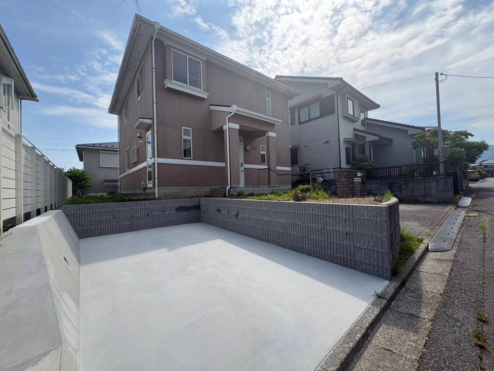 滋賀県大津市仰木の里東6 おごと温泉駅 中古一戸建て・中古住宅