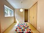 幸陽町３（花山駅）　３９８０万円 タタミスペースは、使い方色々。客室やお布団で寝るときにぴったりの空間ですね♪