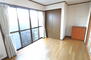 嵯峨朝日町（車折神社駅）　２６８０万円 室内（2024年01月）撮影<BR>1階部分の6.8帖洋室には収納スペースがあります。