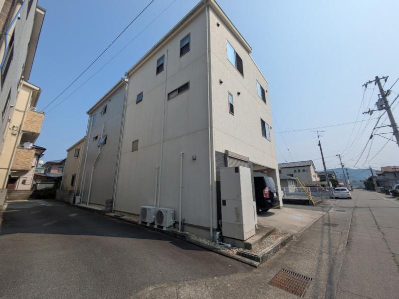 townhouse 八万町千鳥