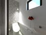 津森町（讃岐塩屋駅）　３３８０万円 １Ｆトイレ<BR>おしゃれな壁紙や照明が素敵なトイレとなっています。白を基調とした窓もある明るいトイレです。<BR>※画像はイメージパースです