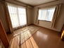 志度（オレンジタウン駅）　１５５０万円 現地（2023年12月）撮影<BR>主寝室にはウォークインクローゼットもあり、窓からの眺め良好です