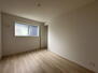 北九州市八幡西区別所町第１　全１棟 ■■明るい居室■■<BR>温もりある自然光を感じていただける居室です。飽きのこないナチュラルカラーの床にホワイトの壁紙は、色褪せることのない心地良さを作ります。