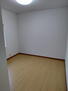 大字草木（銀水駅）　１３４９万円 【リフォーム済】北側にある5帖洋室です。床材交換・クロス張替え・クローゼット新設等行いました。ご夫婦の寝室にいかがでしょうか。