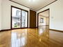 筑紫野市大字原　戸建 写真右手前がキッチン空間、写真のメインがダイニング空間、奥に見えるのがリビング空間となっております！