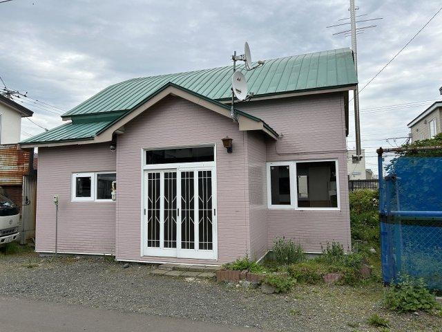 北海道釧路市駒場町 332万円 4LDK