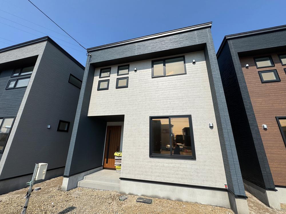 北海道札幌市白石区菊水元町八条１ 3690万円 4LDK