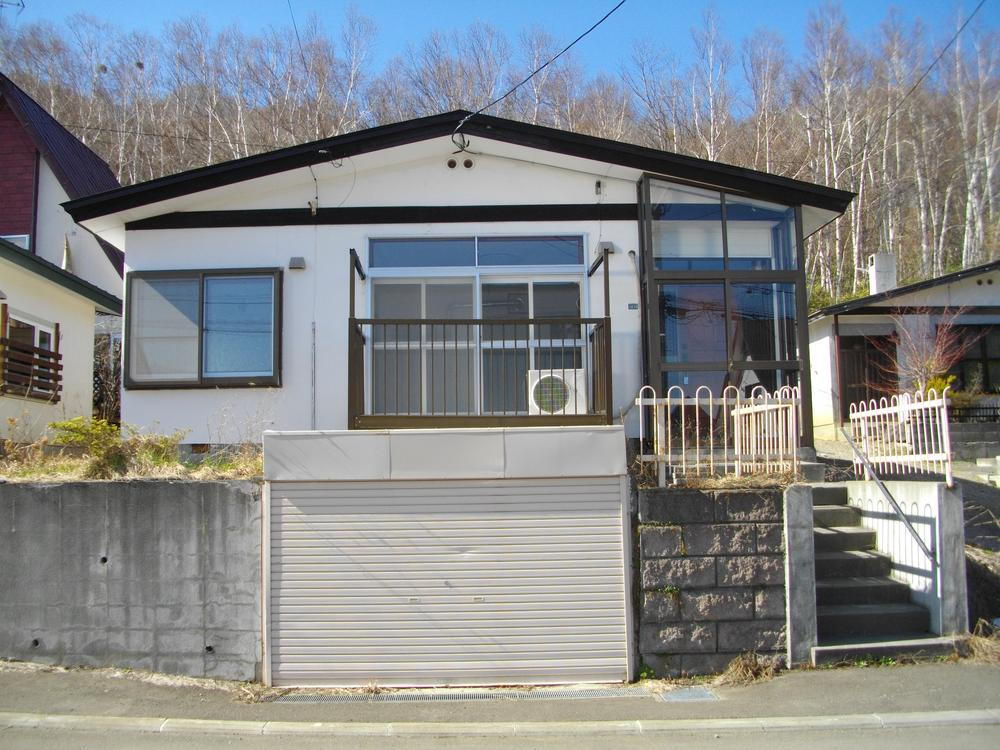 北海道札幌市南区南沢六条２ 270万円