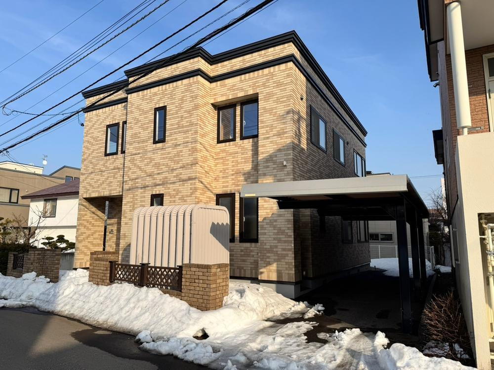 北海道札幌市中央区宮の森四条５ 8990万円