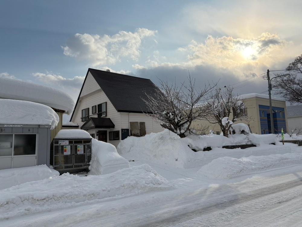 北海道虻田郡倶知安町南二条東１ 9800万円