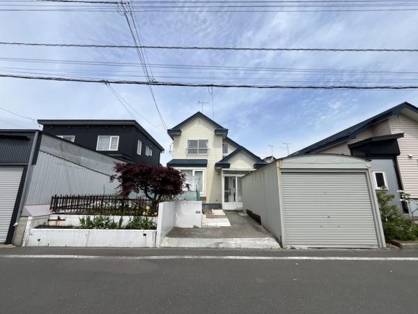北海道苫小牧市川沿町４ 598万円