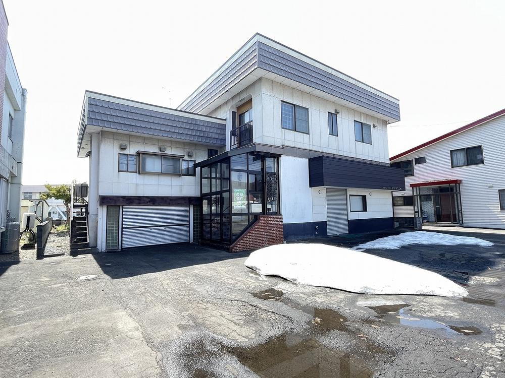 北海道三笠市若松町 300万円 5LDK