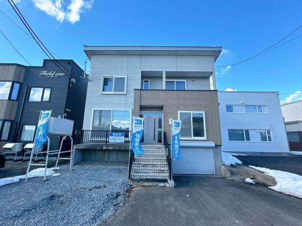 北海道深川市西町 1049万円