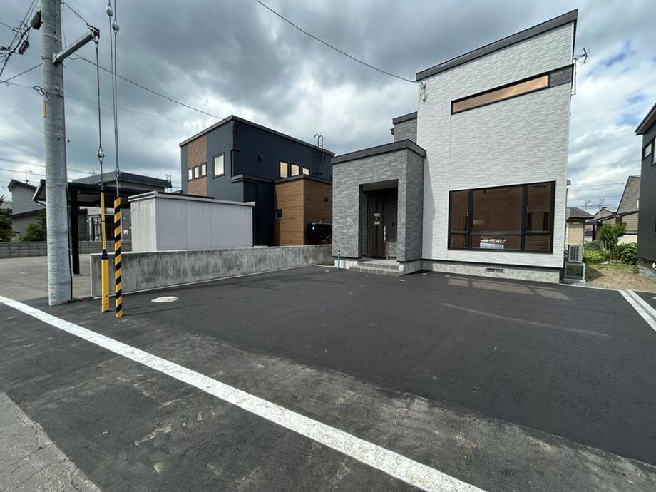 北海道江別市錦町 3098万円 4LDK
