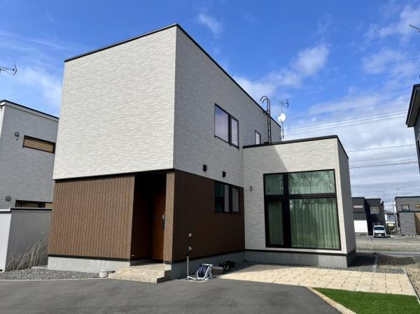 北海道苫小牧市東開町３ 3560万円