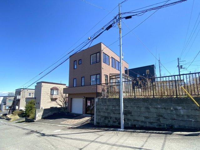 北海道札幌市豊平区月寒東五条１４ 2980万円