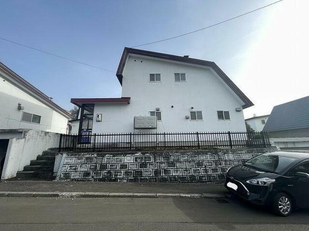 北海道札幌市南区藤野三条８ 580万円
