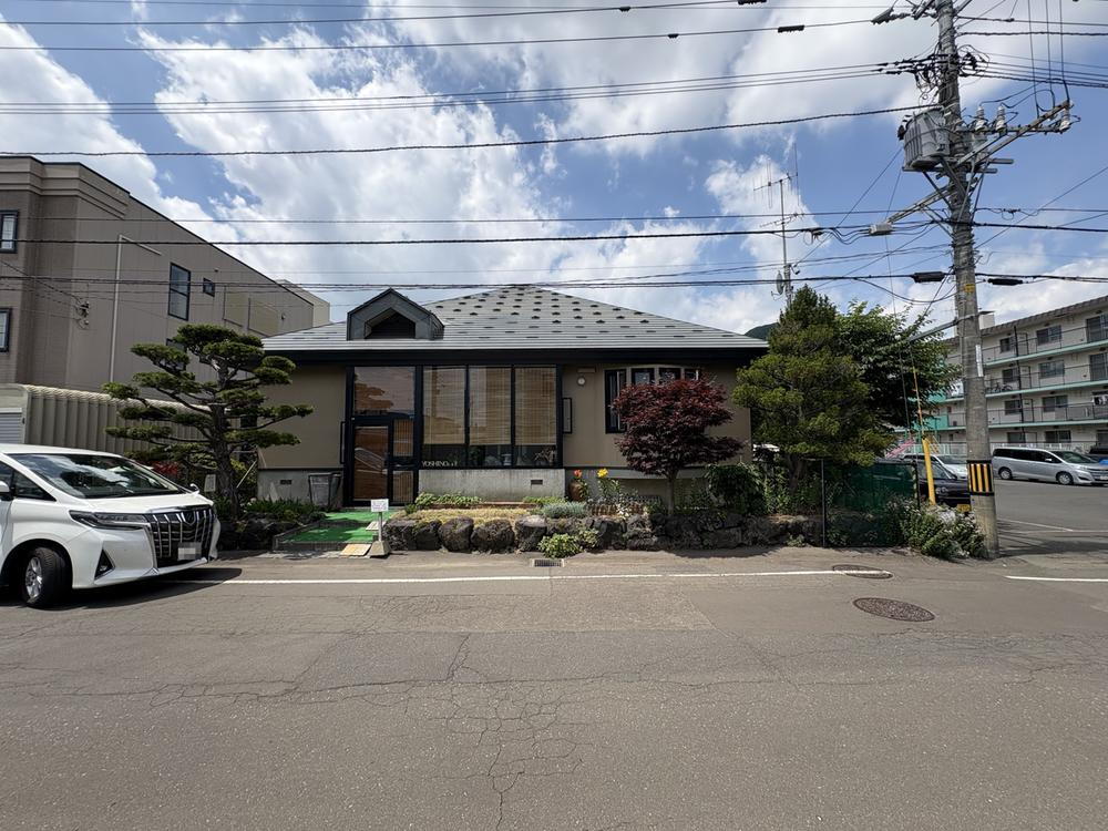 北海道札幌市南区南三十四条西９ 中古住宅