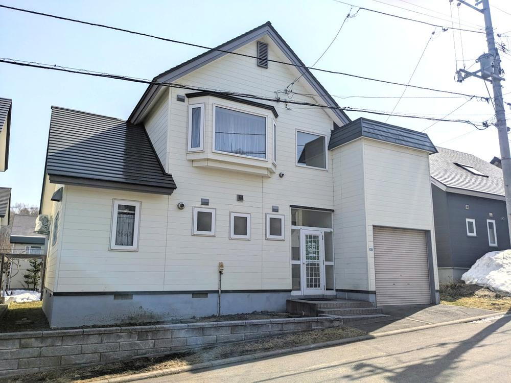 北海道小樽市望洋台２ 590万円