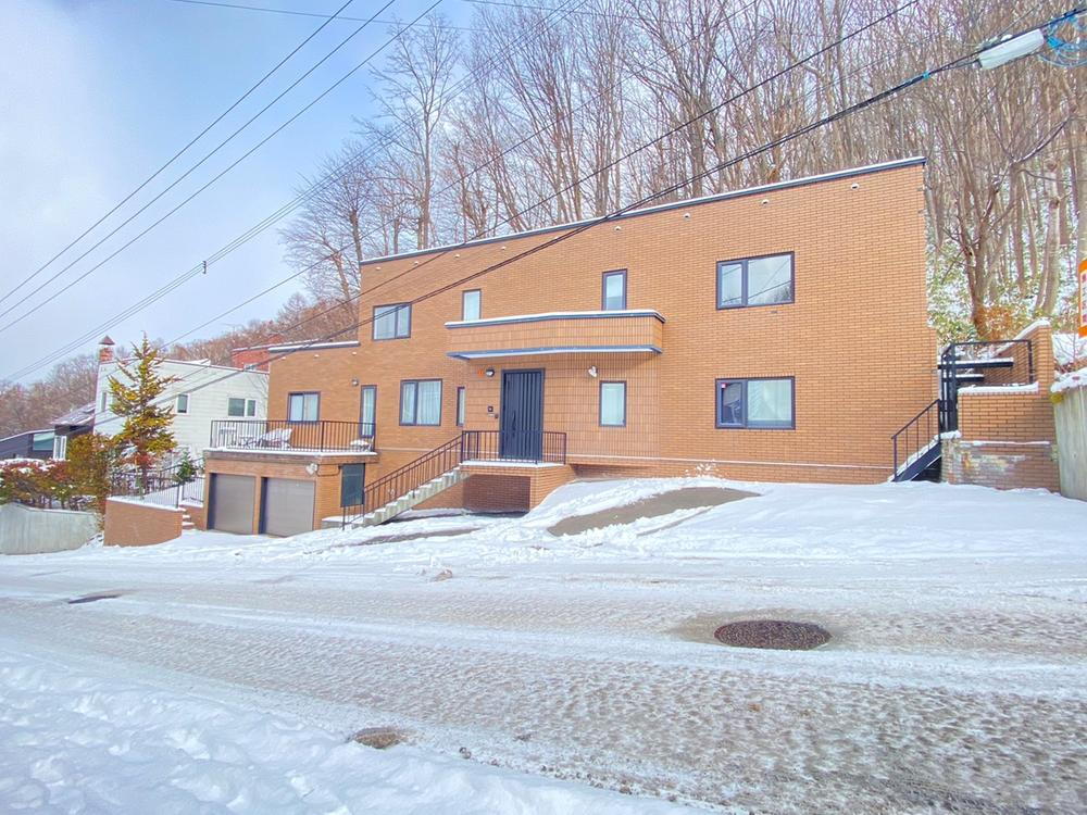 北海道札幌市中央区宮の森一条１６ 4000万円