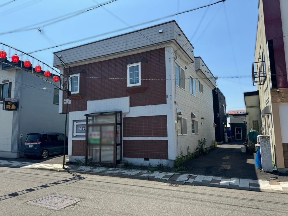 北海道夕張郡長沼町銀座南１ 300万円
