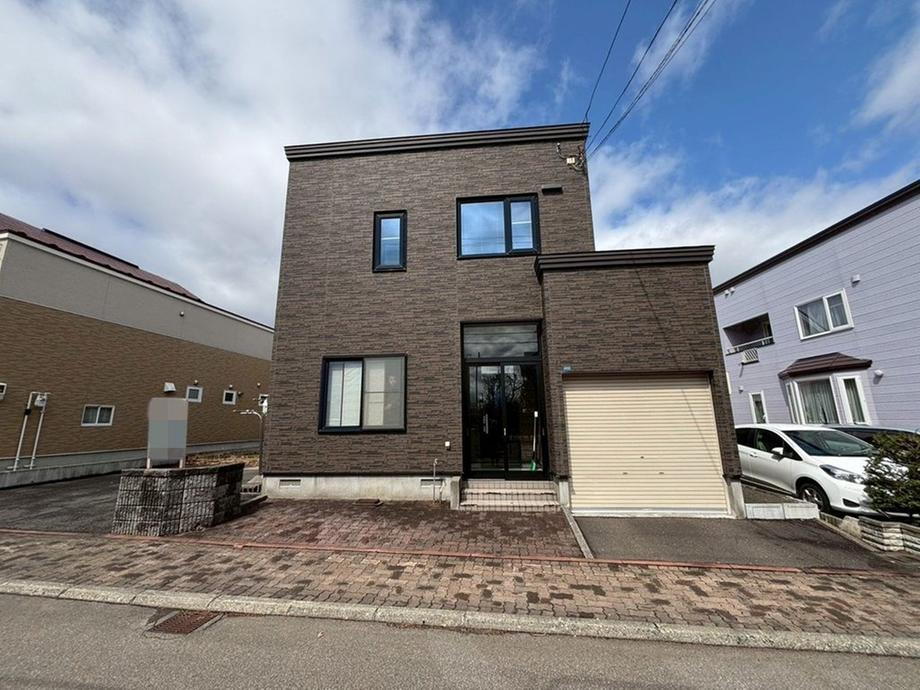 北海道札幌市清田区平岡公園東１０ 3170万円