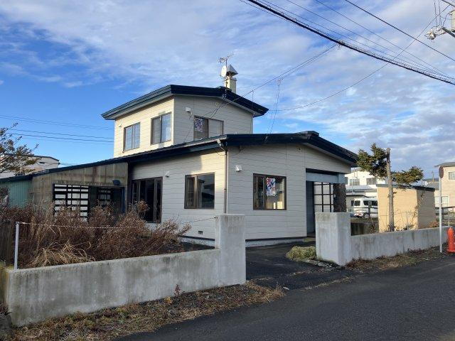 北海道釧路市愛国東３ 450万円