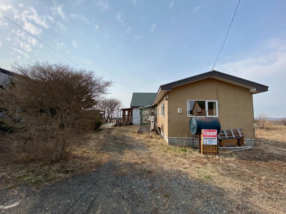北海道沙流郡日高町富川東６ 950万円